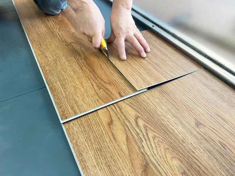 Read more about the article How to Choose the Right SPC Vinyl Flooring