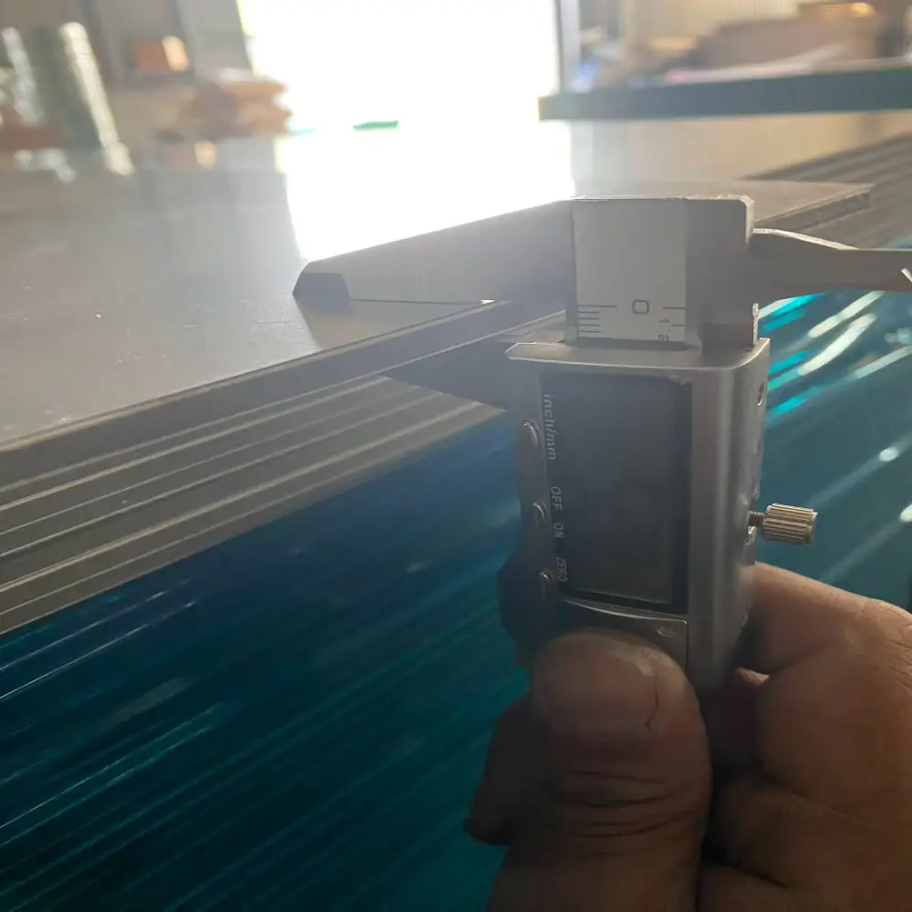 Measuring 5mm thickness of metal surface wall panel